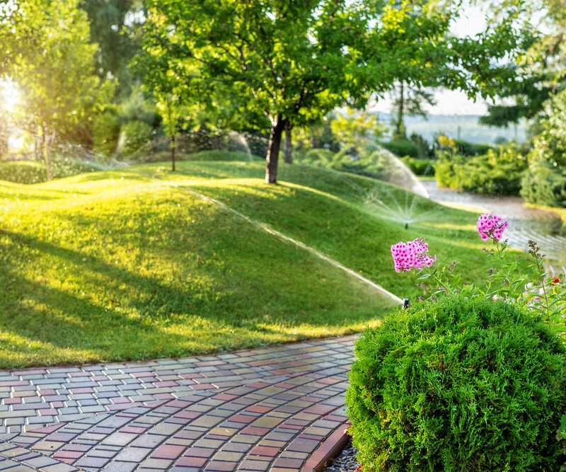 lawn maintenance the woodlands tx